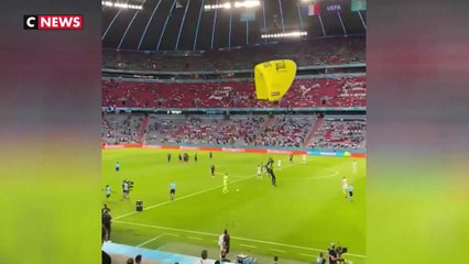 La sécurité de l’Euro en question après l’arrivée d’un ULM dans le stade de Munich