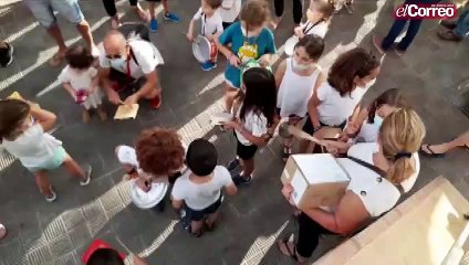 Triana se manifiesta por perder el inglés en el  colegio José María del Campo
