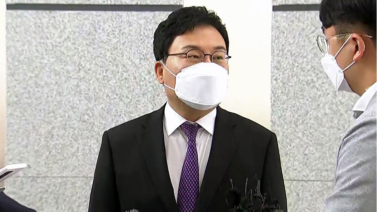 [뉴스큐] 이상직, 징역 1년 4개월에 집유 2년 선고..."21대 최초" / YTN