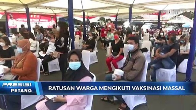 Ratusan Warga Karawaci Ikuti Vaksinasi Covid-19 Massal