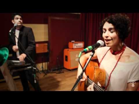 Banda Eu, você e Maria lança videoclipe da música Espera