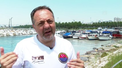 İSTANBUL - Müsilaj 'ekmeğini' denizden kazananları da olumsuz etkiledi (1)