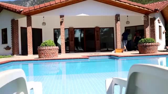 İmara aykırı yapıların yıkımı devam ediyor