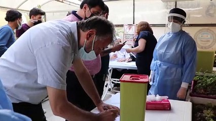 KIRŞEHİR - Berber ve kuaförlere mobil ekip tarafından Kovid-19 aşısı yapıldı