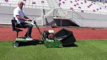 ORDU - Stat çimlerine 35 yıldır gözü gibi bakıyor