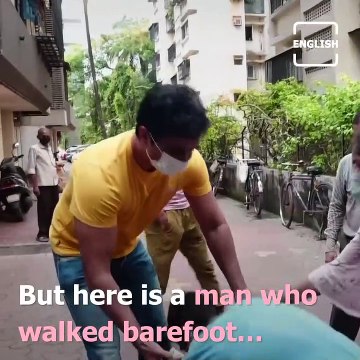 Sonu Sood’s Fan Walks 700 Kms To Meet The Star!