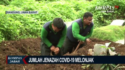 Di Bandung, Petugas Pemakaman Covid Kewalahan