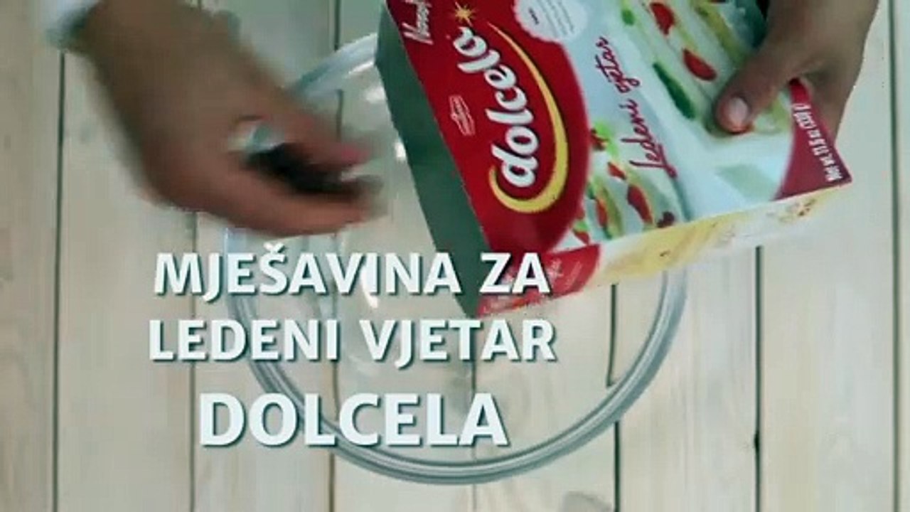 Slatka gnijezda s malinama