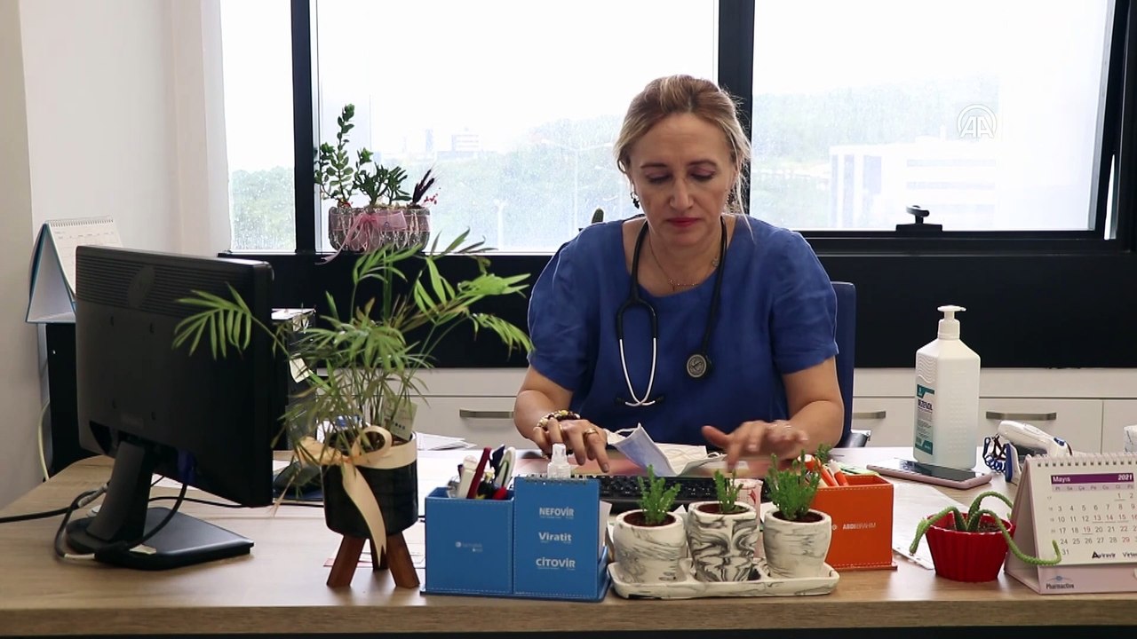 Kocaeli Üniversitesi Öğretim Üyesi Prof. Dr. Sıla Akhan, aşılama çalışmalarını değerlendirdi