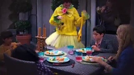 Jessie S01E06 Zuri's New Old Friend