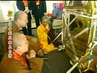 Xa loi ngon tay phat to nhu lai 2