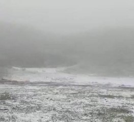 Turizm merkezi Kaş'ta yağan kar şaşkınlığı