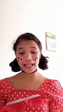 Alunos da EC 06 de Taguatinga recitam cordéis e ensinam receitas em concurso junino