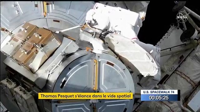 Regardez la sortie dans l’espace de l’astronaute français Thomas Pesquet aux côtés de l'Américain Shane Kimbrough pour installer un nouveau panneau solaire sur la Station spatiale internationale - VIDEO