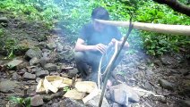 How to make Bow and Arrows, Survival in the tropical Rainforest, ep 13