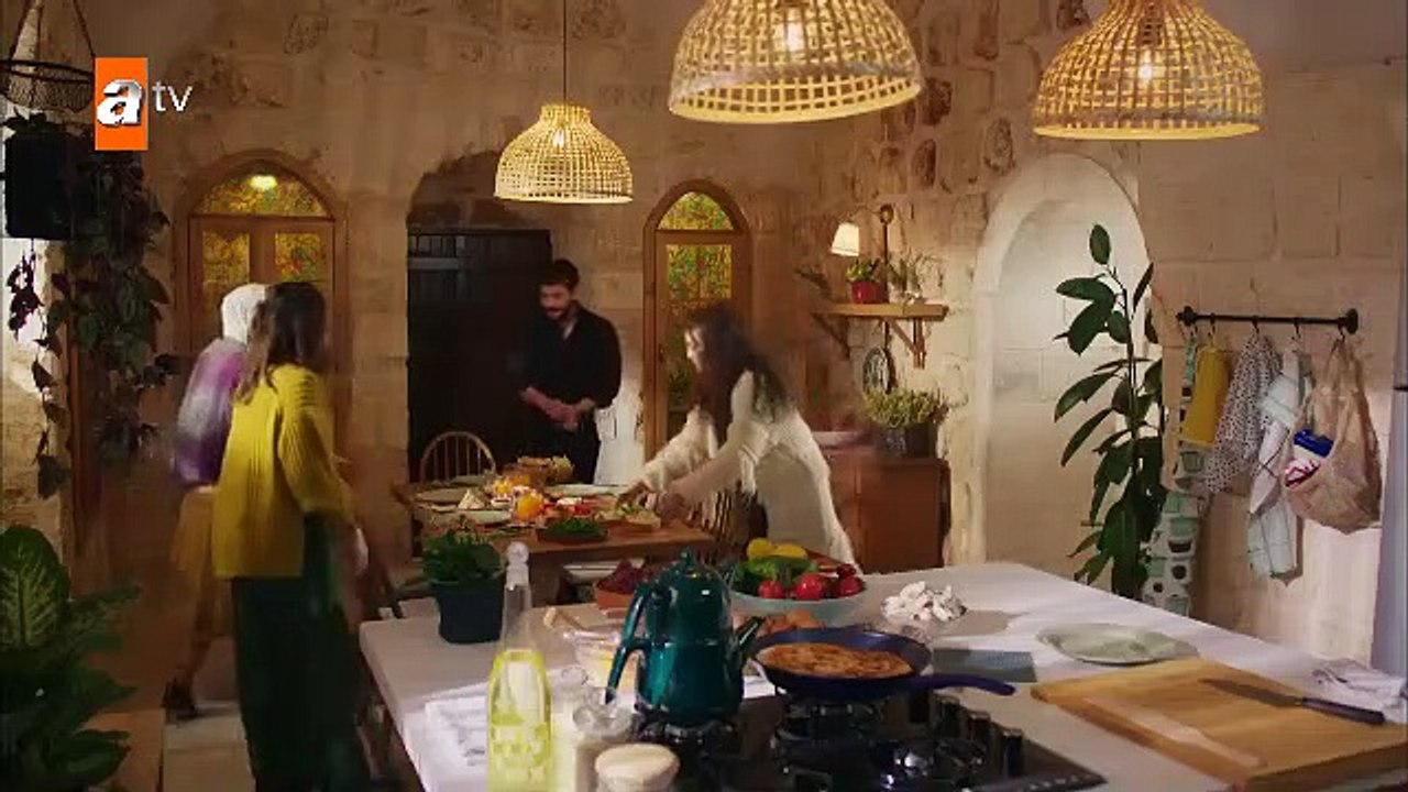 مسلسل زهرة الثالوث الموسم الثالث حلقة 57 مترجمة...