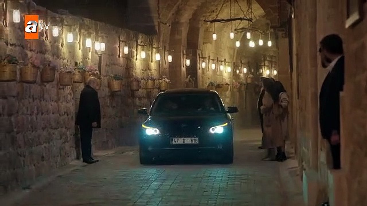 مسلسل زهرة الثالوث الموسم الثالث حلقة 59 مترجمة...