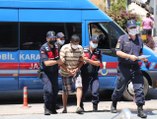 Alanya'da farklı suçlardan aranan şüpheli tutuklandı