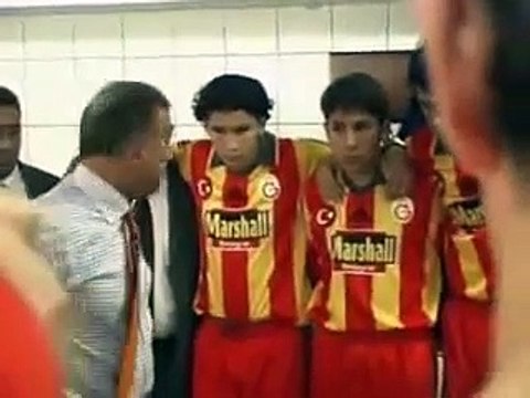 Fatih Terim - UEFA Kupası finali öncesi soyunma odası