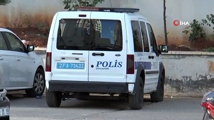 İntihardan vazgeçirmeye çalıştığı şahıs tarafından öldürüldü