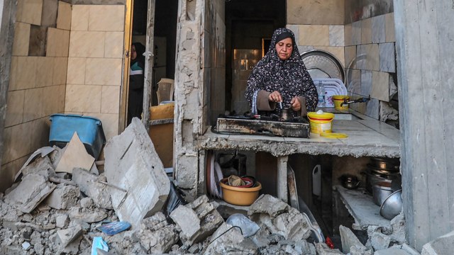 حصار امتد 15 سنة و3 حروب مدمرة.. أزمات قطاع غزة تهدد حياة مليوني نسمة