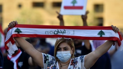 لبنان.. أزمة سياسية تتعمق واقتصاد يتدهور