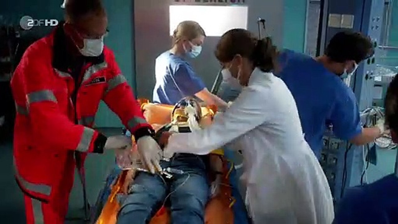 Notruf Hafenkante (373) Staffel 15 Folge 20 - Rechtsabbieger