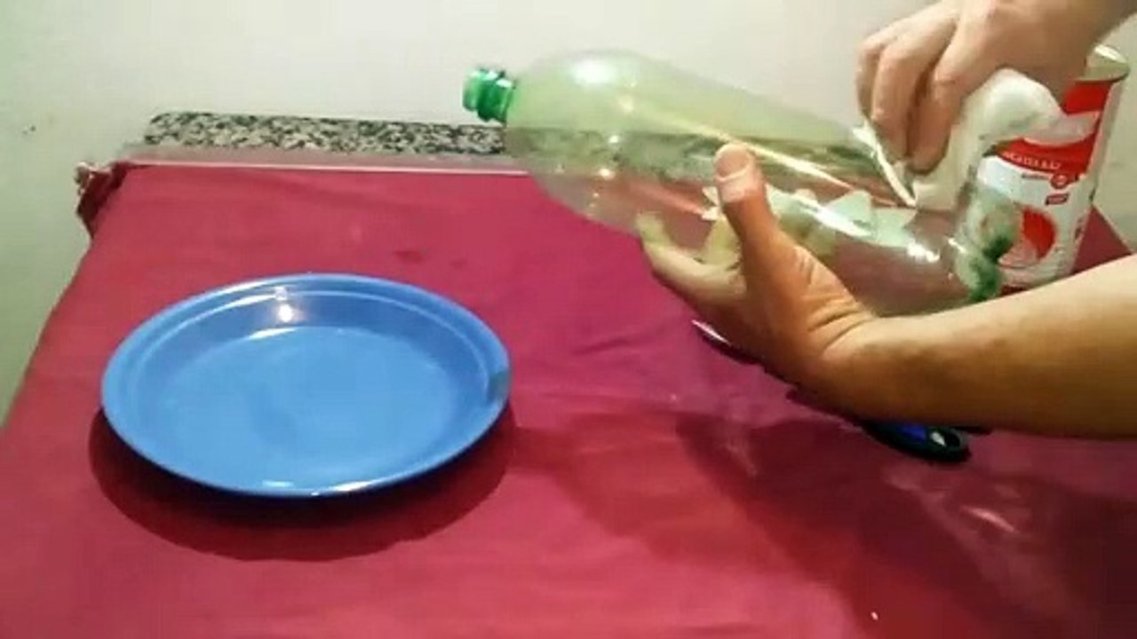 Learn to Make Beautiful Gift Packaging with a Pet Bottle