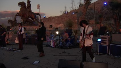 Enjambre - Intro - Luz En Las Manos