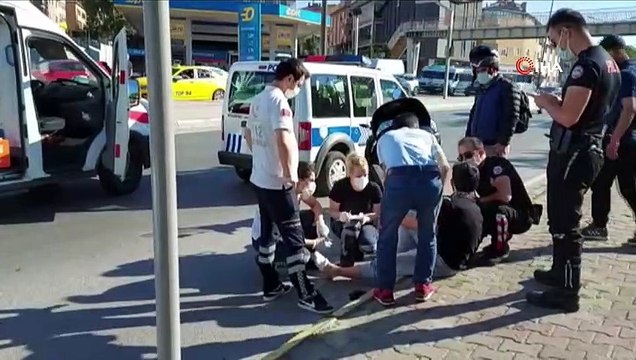 Ataşehir'de ticari taksi ,motosiklete çarptı 1 kişi yaralandı