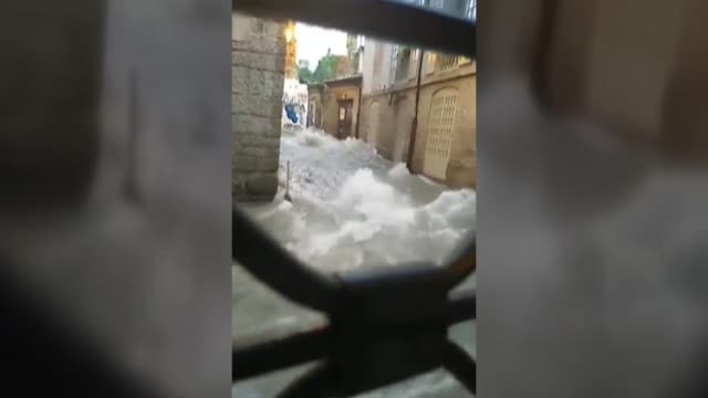 Las fuertes lluvias vuelven a anegar Ourense por quinto día consecutivo