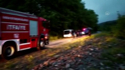 SAMSUN - Sel suyuna kapılan aracın sürüklenme anı