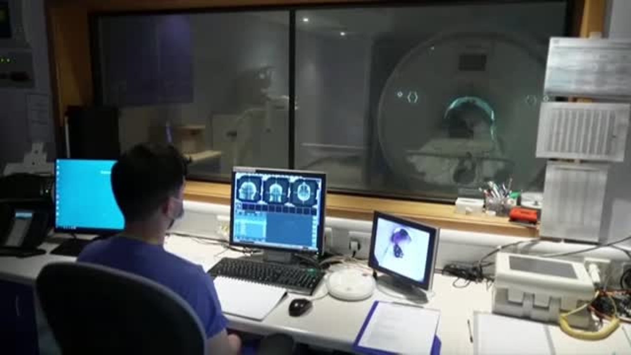 Un paciente recibe el primer fármaco específico contra el alzhéimer