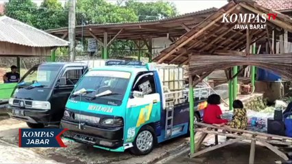 Pria di Sukabumi Raup Jutaan Rupiah Hasil Berjualan Air Bersih