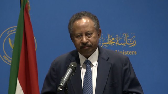 ردود فعل متباينة إزاء خطاب حمدوك الذي حذر فيه من اندلاع حرب أهلية