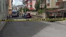 Sivas'ta uzaklaştırma kararı bulunan bir kişi silahla eşini rehin aldı