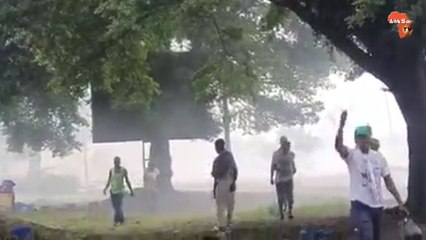 Des partisans de Laurent Gbagbo  gazés à Port-Bouët avant son retour