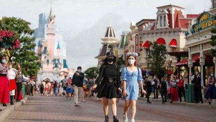 Paris’te Disneyland kapılarını yeniden açtı