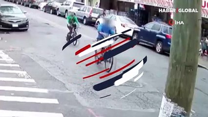 Bisiklet üzerinde sırtından bıçaklandı