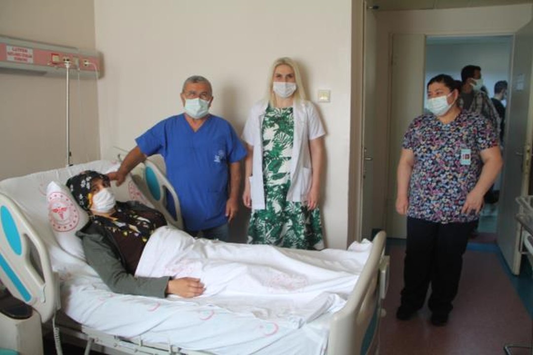 Son dakika haberleri: Karın ağrısı şikayetiyle gittiği hastanede karnından 6 kilo 400 gram kitle çıkarıldı