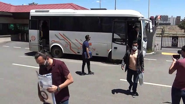 KARS - 'Kazanma garantili kupon' vaadiyle dolandırıcılık operasyonu: 17 gözaltı