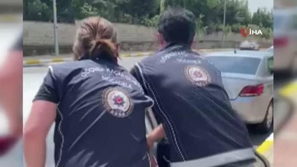 Yavru kedileri yiyen Japon uyruklu şahıs sınırdışı edilmek üzere İl Göç İdaresine teslim edildi