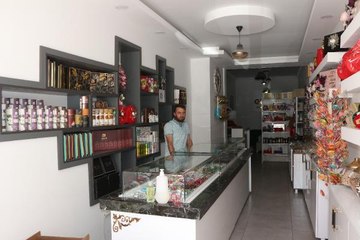 PASTA USTASI OLMAK İÇİN EVDEN KAÇTI, ŞİMDİ ÜRÜNLERİNİ İHRAÇ EDİYOR