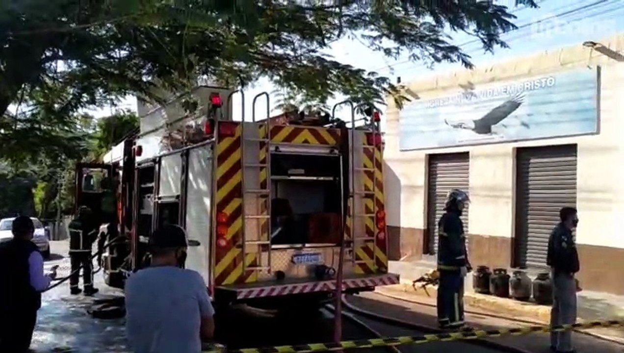 Idosa de 98 anos passa mal durante incêndio em Apucarana