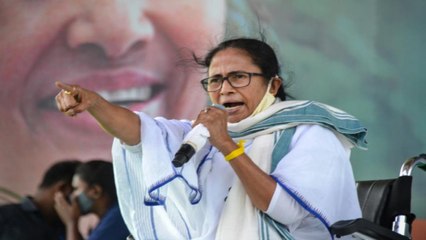 Download Video: Mamata takes jibe at Governor says him 'Man of Amit Shah'