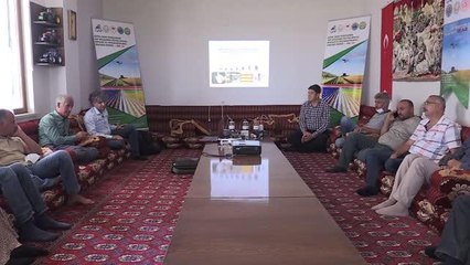 ŞANLIURFA - "GAP'ın başkenti" Şanlıurfa'da çiftçilere dijital tarım teknikleri anlatıldı