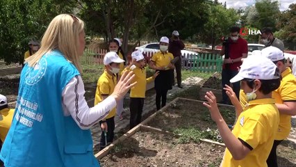 Çocuk Tarım Akademisi'nde çocuklar 'toprak' ile buluşuyor