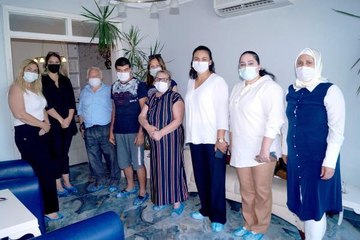 MARMARİS'TE AK PARTİ'Lİ KADINLARDAN 'SEVGİ İZİ' PROJESİNE DESTEK