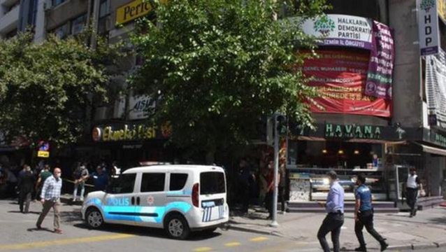 HDP İzmir İl Başkanlığı'na saldırıya siyasilerden sert tepki