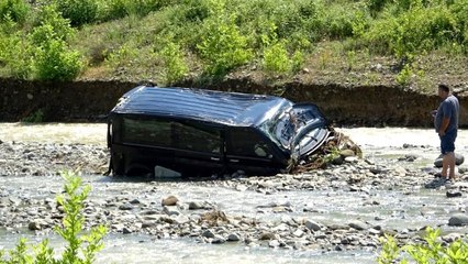 Sele kapılan panelvan aracın sahibi korku dolu anları anlattı